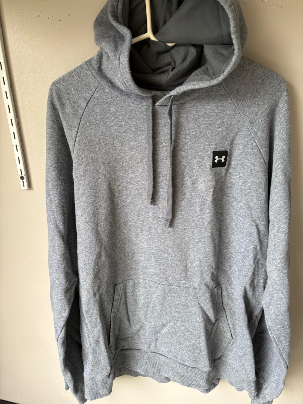 Under Armour Men's Heather Gray Pullover Hoodie